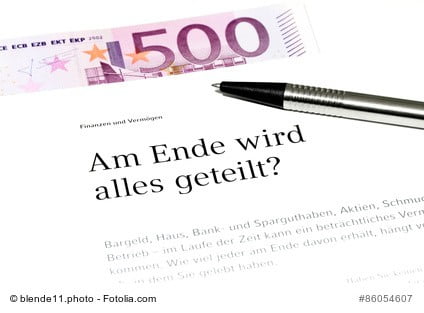 Bild mit Vermögensauflistung als Symbol für den ehelichen Zugewinn